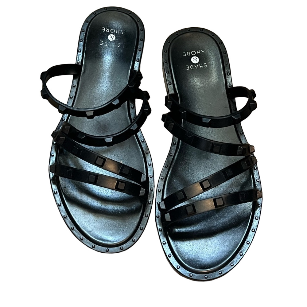Target Shade and Shore Women’s Black Sandals Size 6